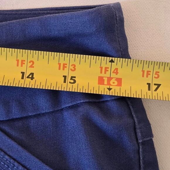 NWOT Westbound Women's Blue Stretchy High Rise Capri Pull On Pants Size 10 - Picture 7 of 10